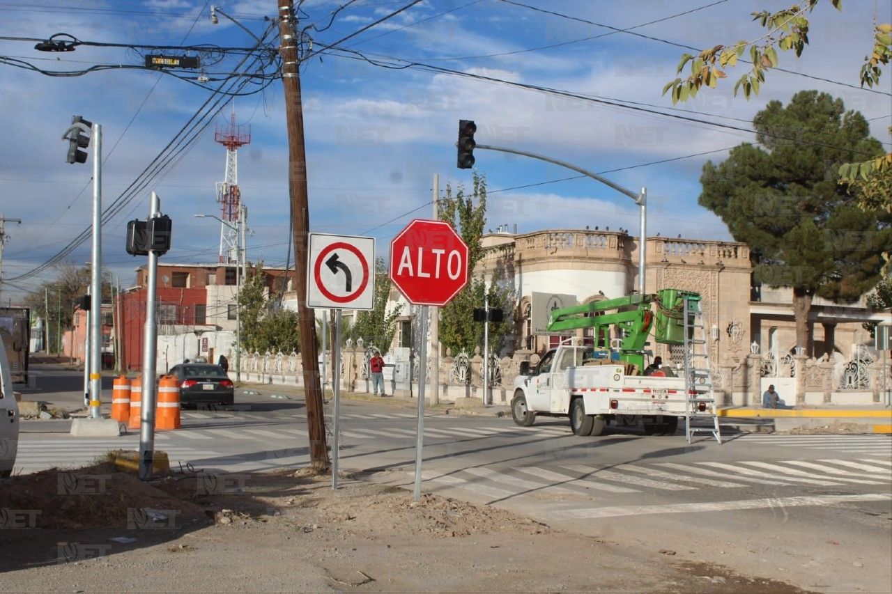 Instalan semáforos cactus traffic